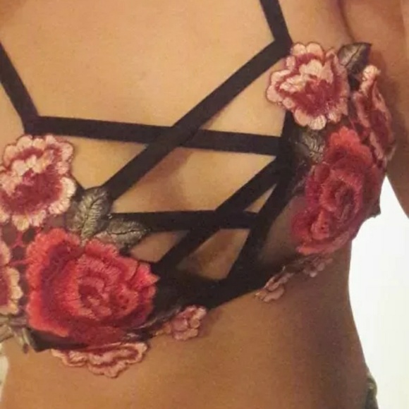 1 DAY SALE ONLY🌹Floral Embriodered Bralette/Bra - Picture 5 of 5